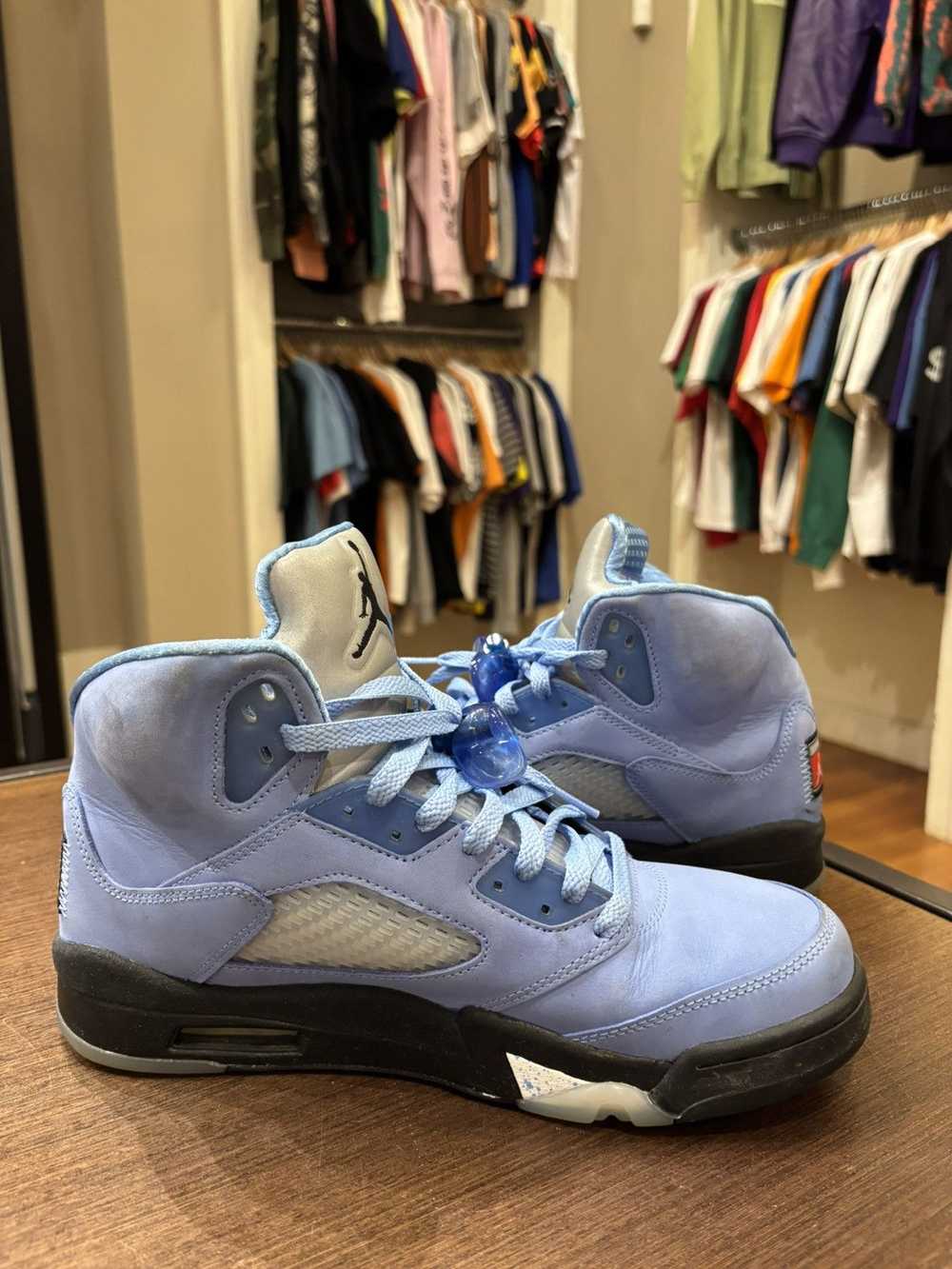 Jordan Brand Jordan 5 Retro UNC University Blue - image 4