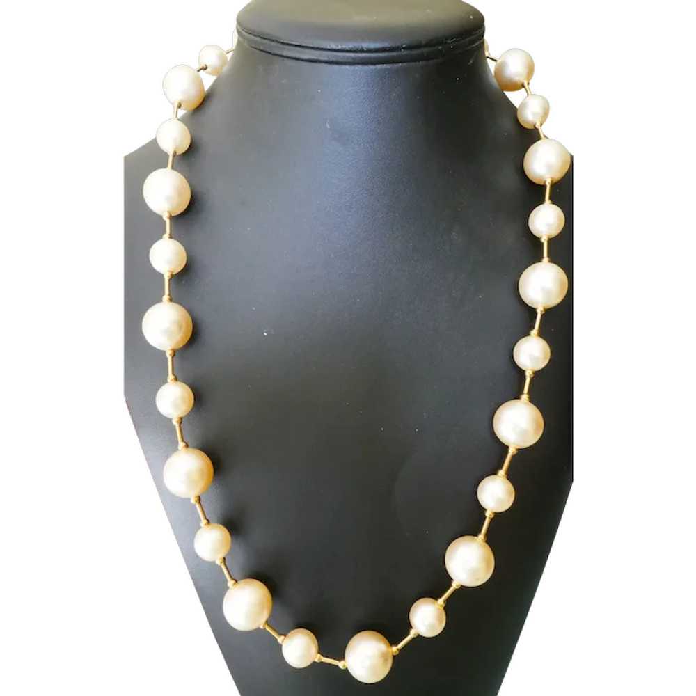 Classy Faux Pearl Costume Jewelry Necklace - image 1