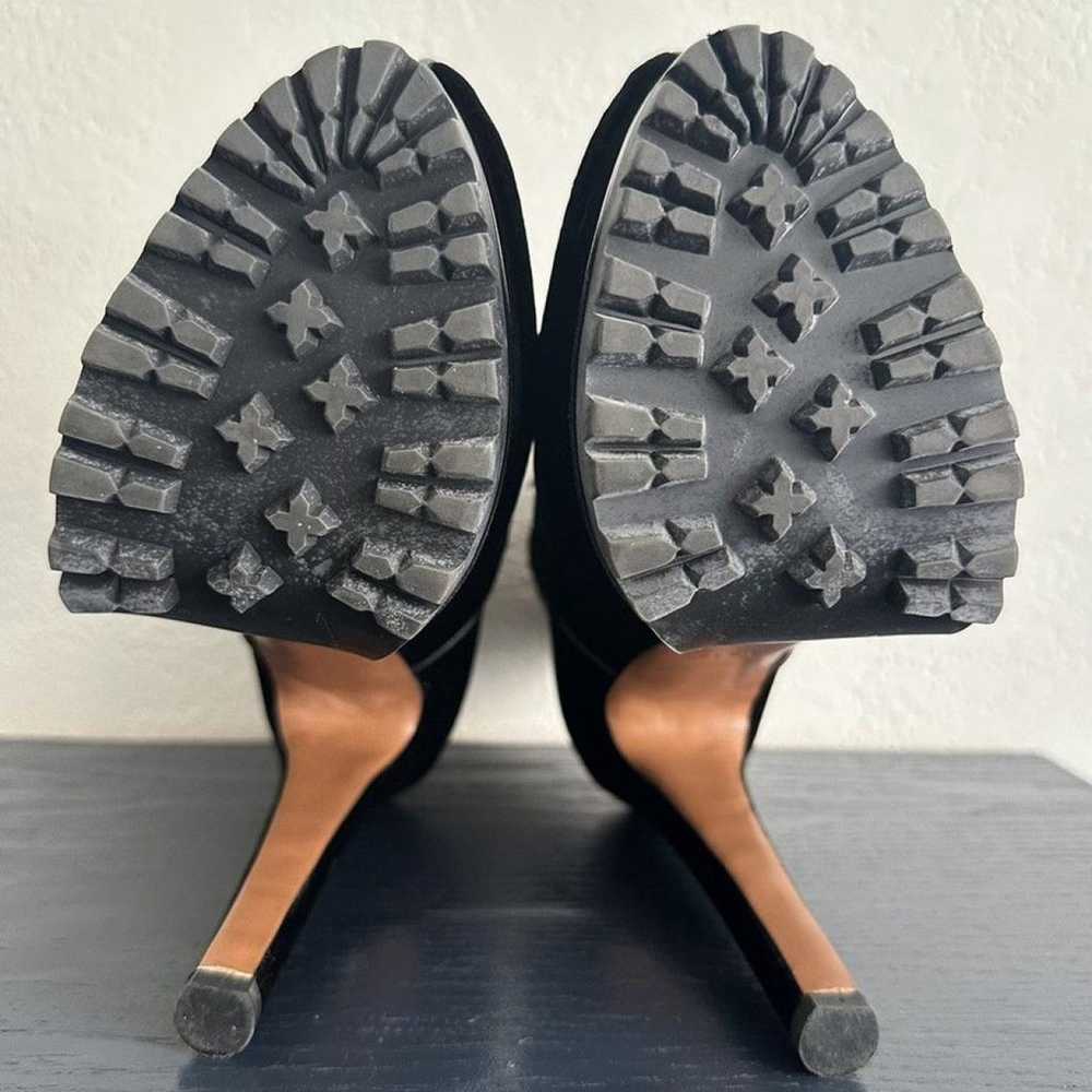 Alaïa Leather heels - image 7