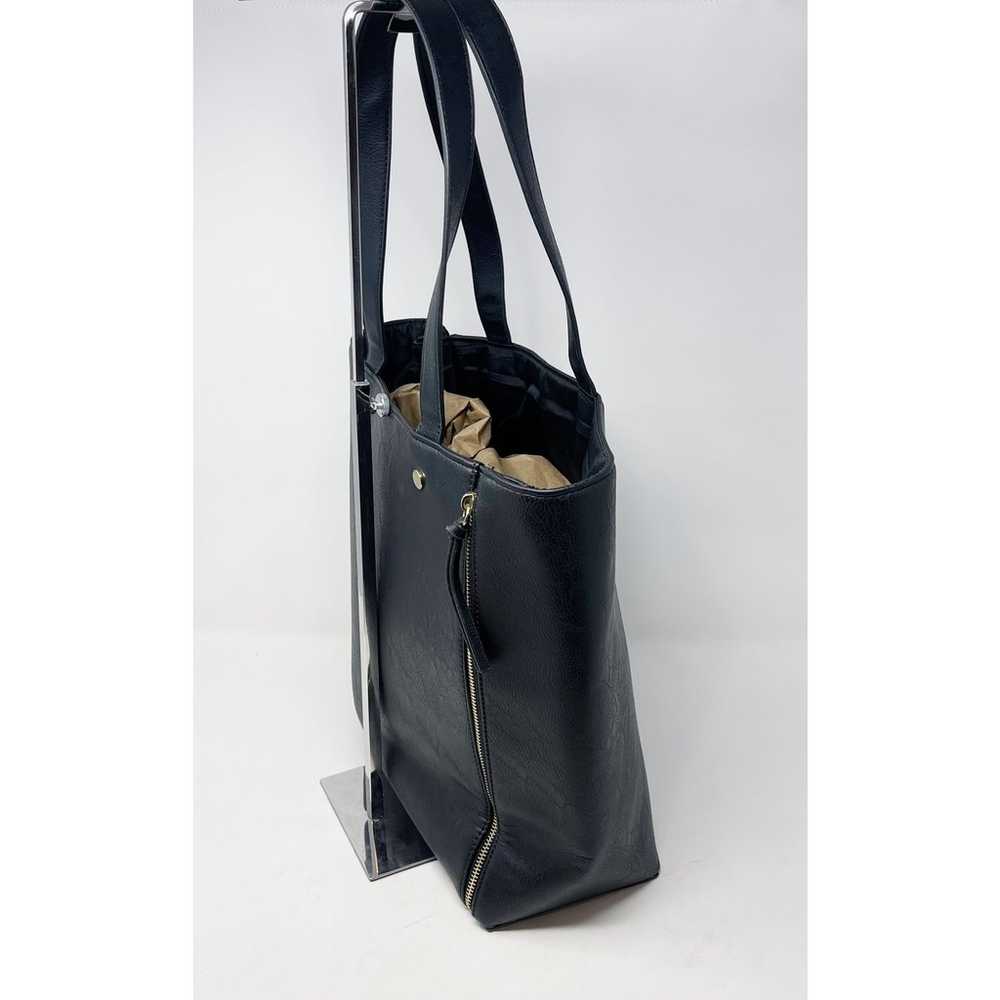 Neiman Marcus Black Large Leather Tote Bag Zipper… - image 4