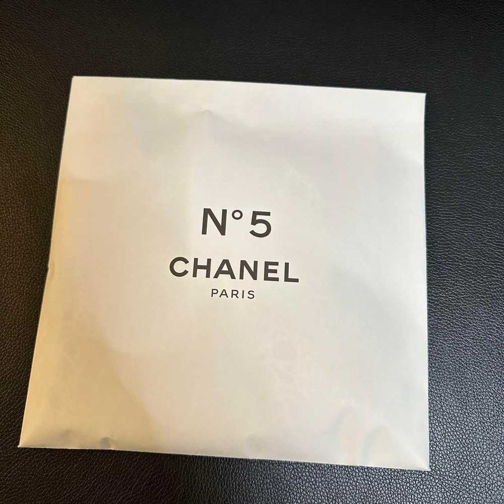 CHANEL N°5 100th Anniversary Novelty Bag Collecti… - image 5