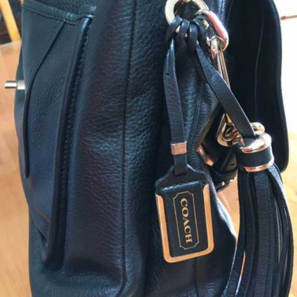 COACH shoulder bag, excellent condition, black - image 7