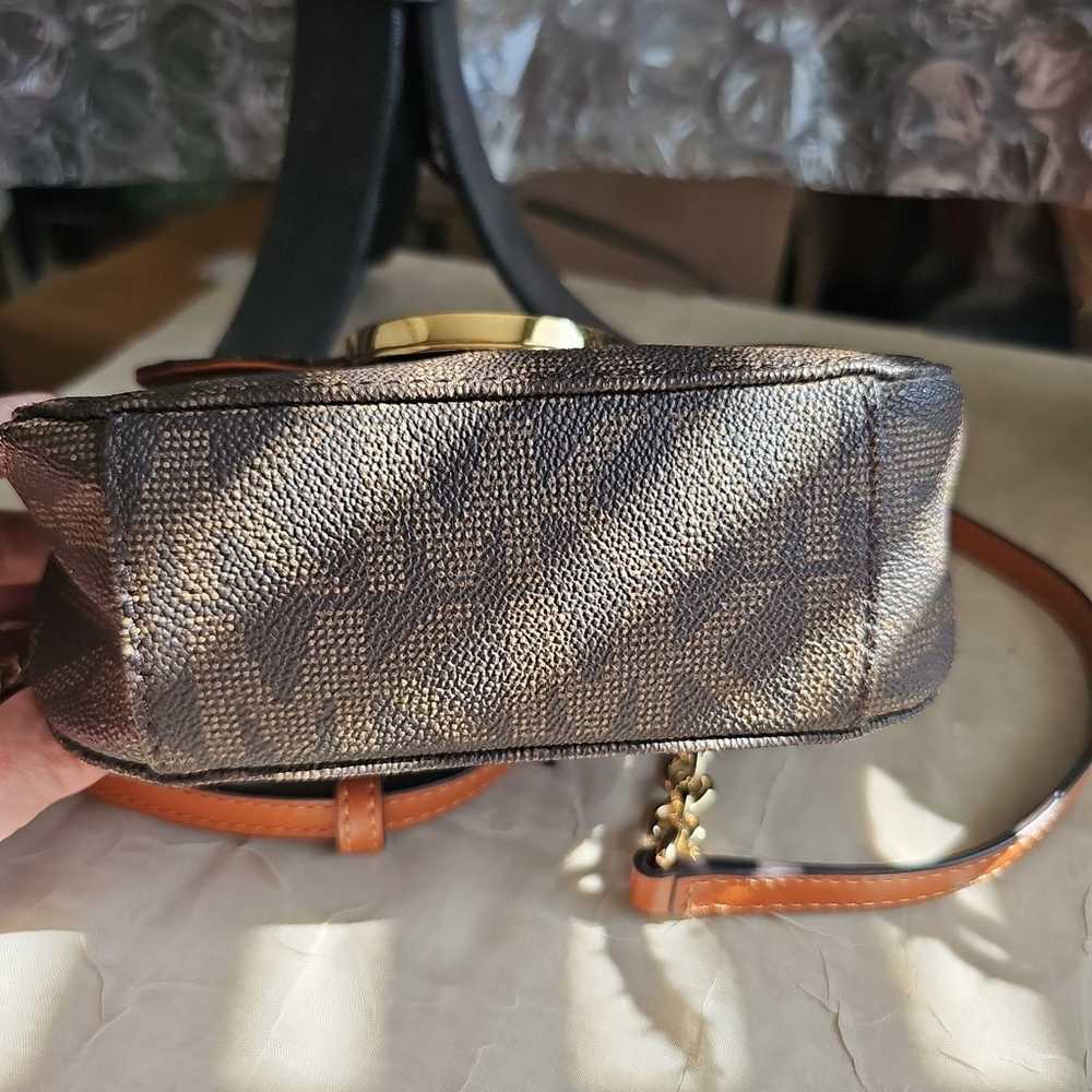 Michael Kors mini Crossbody - image 5