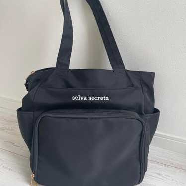 Secret jungle, Mother's bag. - image 1