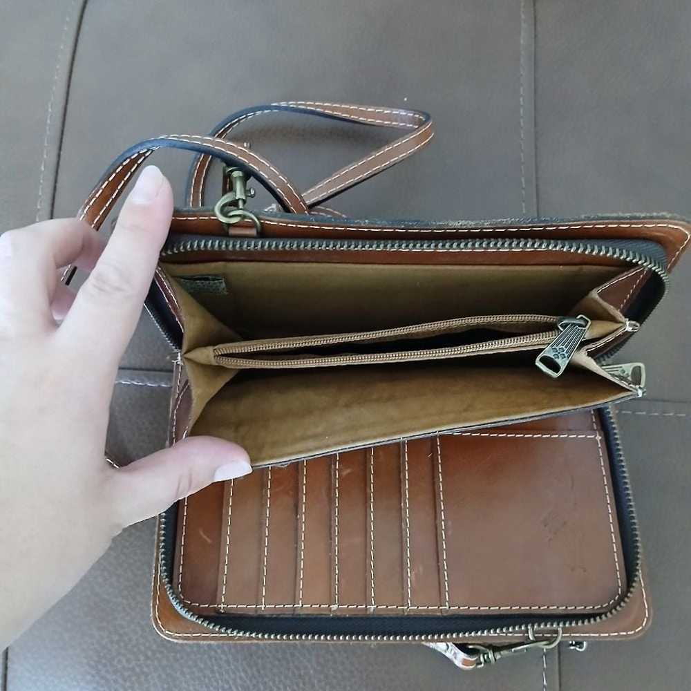 Patricia Nash Crossbody Zip Wallet Organizer. - image 4