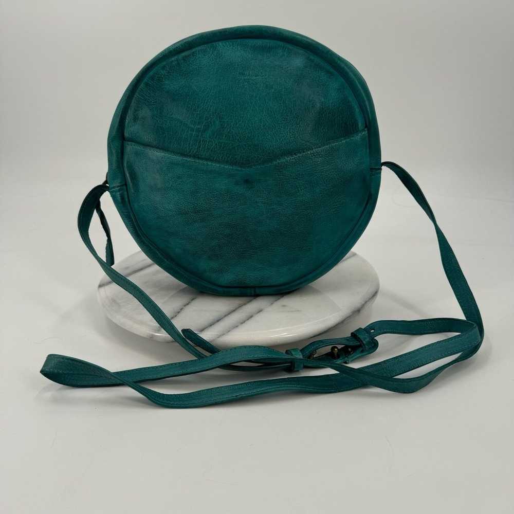 Turquoise leather circle crossbody bag - image 4