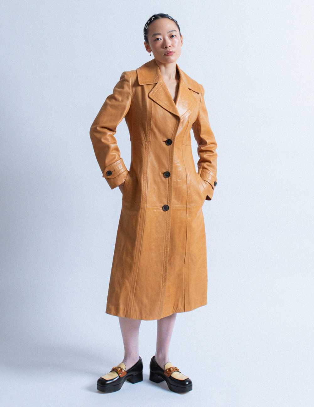 Loewe vintage caramel leather trench coat - image 3