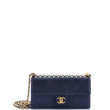 CHANEL Chic Pearls Clutch with Chain Quilted Goats