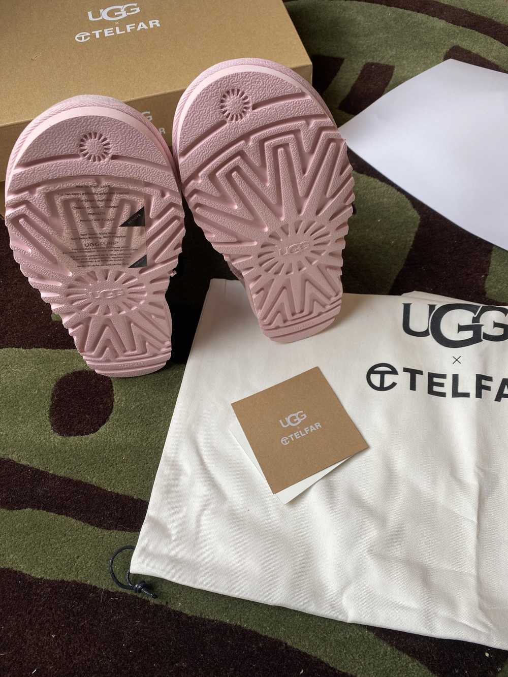 Telfar × Ugg UGG x TELFAR Logo Mini - Pink - image 4