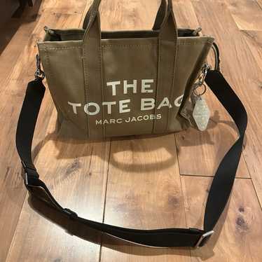 Marc Jacobs The Medium Canvas Tote Bag