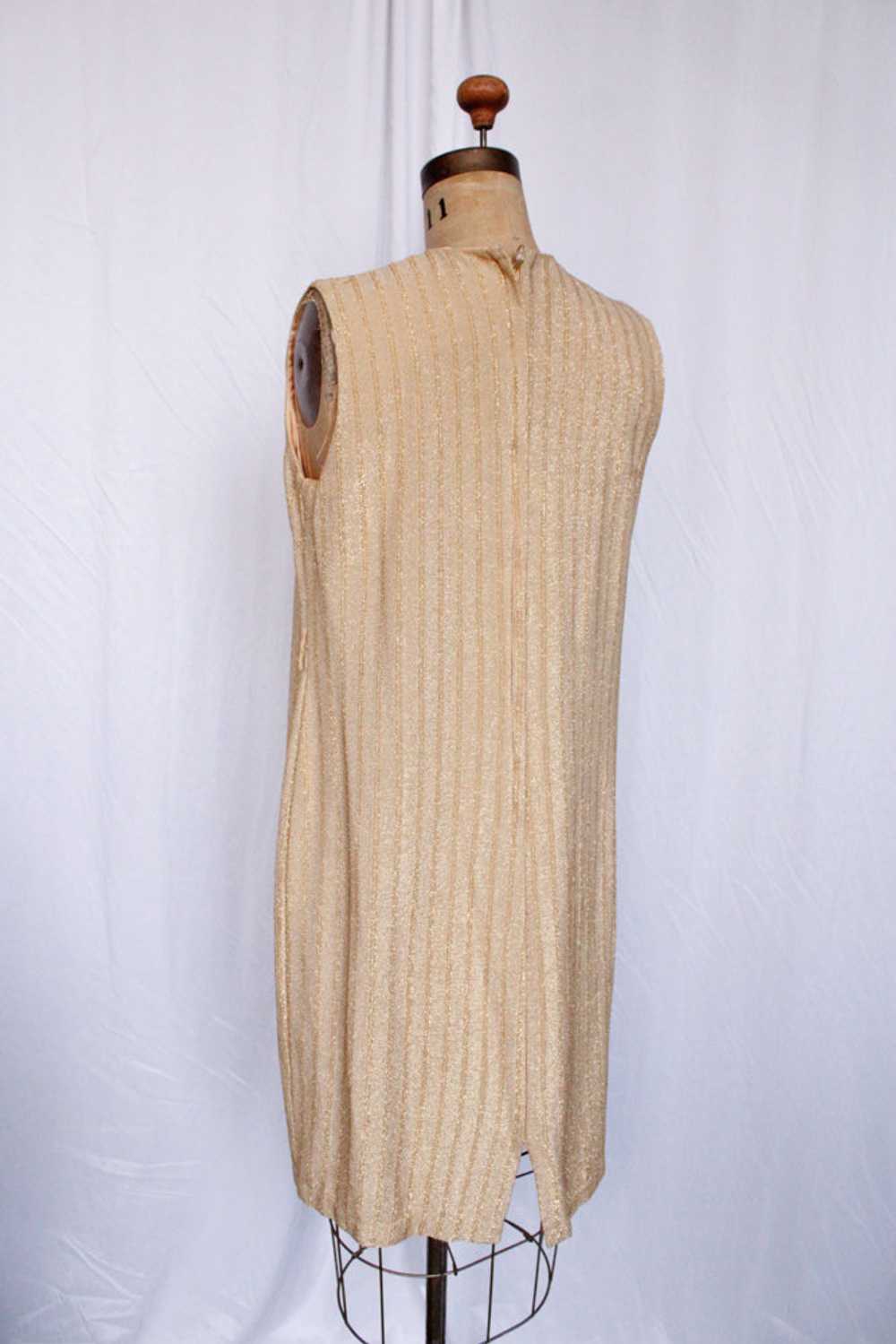 1960s Gold Lurex Shift Dress - M/L - image 8