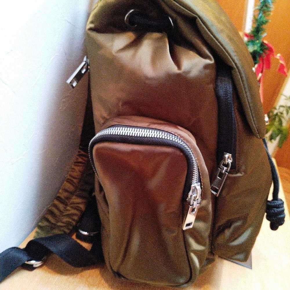 Excellent condition☆DIESEL Olive Green Backpack - image 4