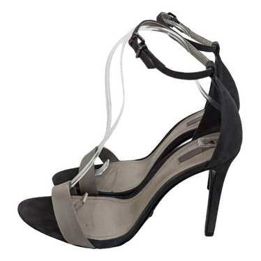 Schutz Sandal