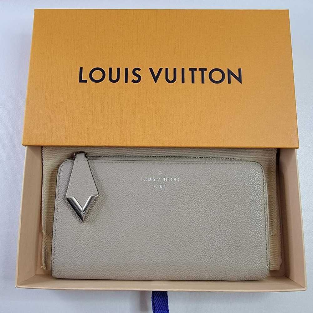 Louis Vuitton Comète leather wallet - image 12