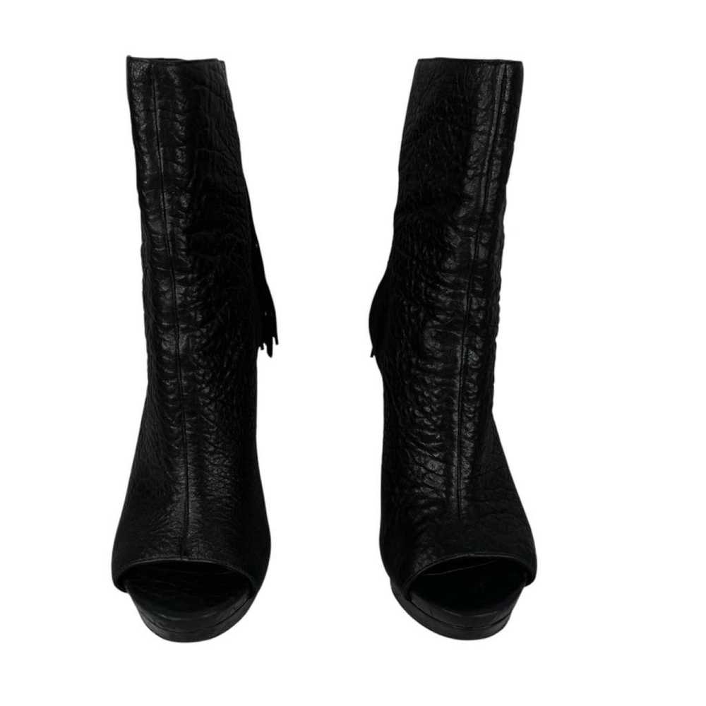 Vera Wang Leather boots - image 12