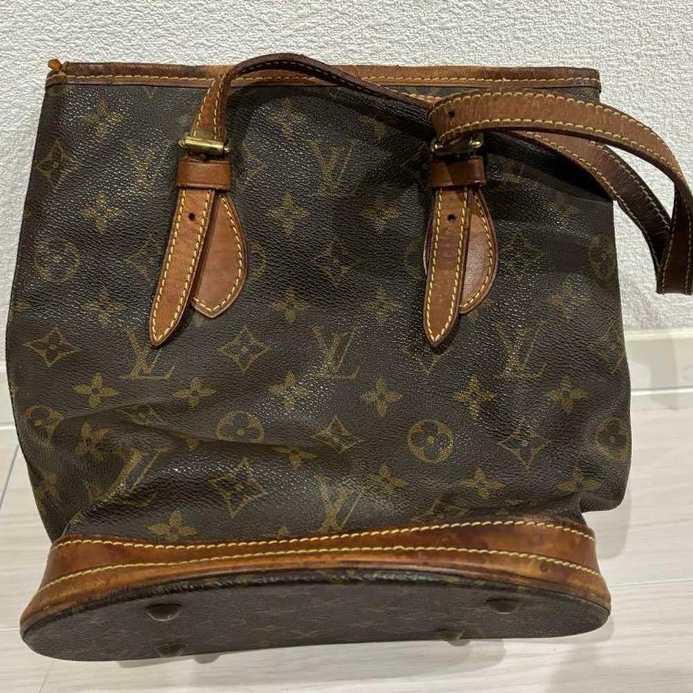 Louis Vuitton Bucket Bag - image 2