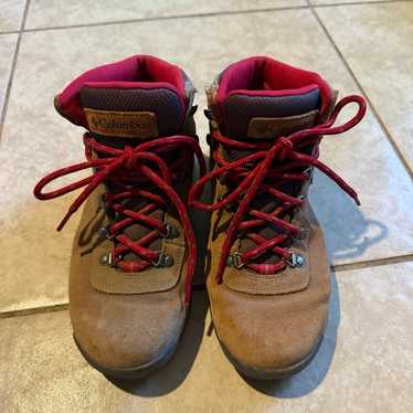 Columbia Newton Ridge Hiking Boots