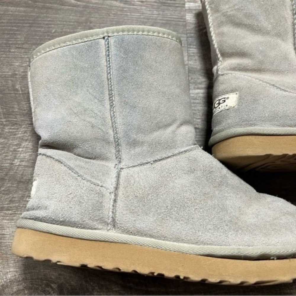 UGG Classic Short II Boot Size 8 - image 2