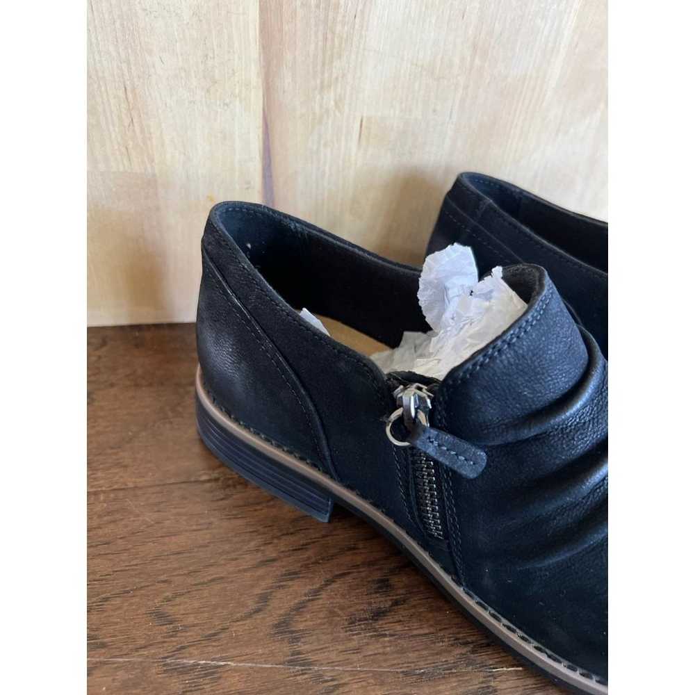 Clarks Camzin Pace Bootie Black Shoes sz 10 - image 4