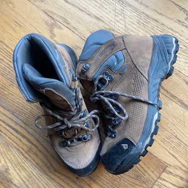 vasque womens hiking boots