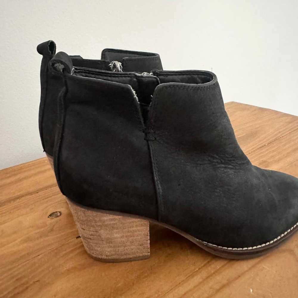 Blondo Size 6 Chic Black Leather Ankle Boots with… - image 3