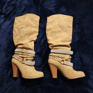 Venus Fasion Boot Nude 8.5 - image 1