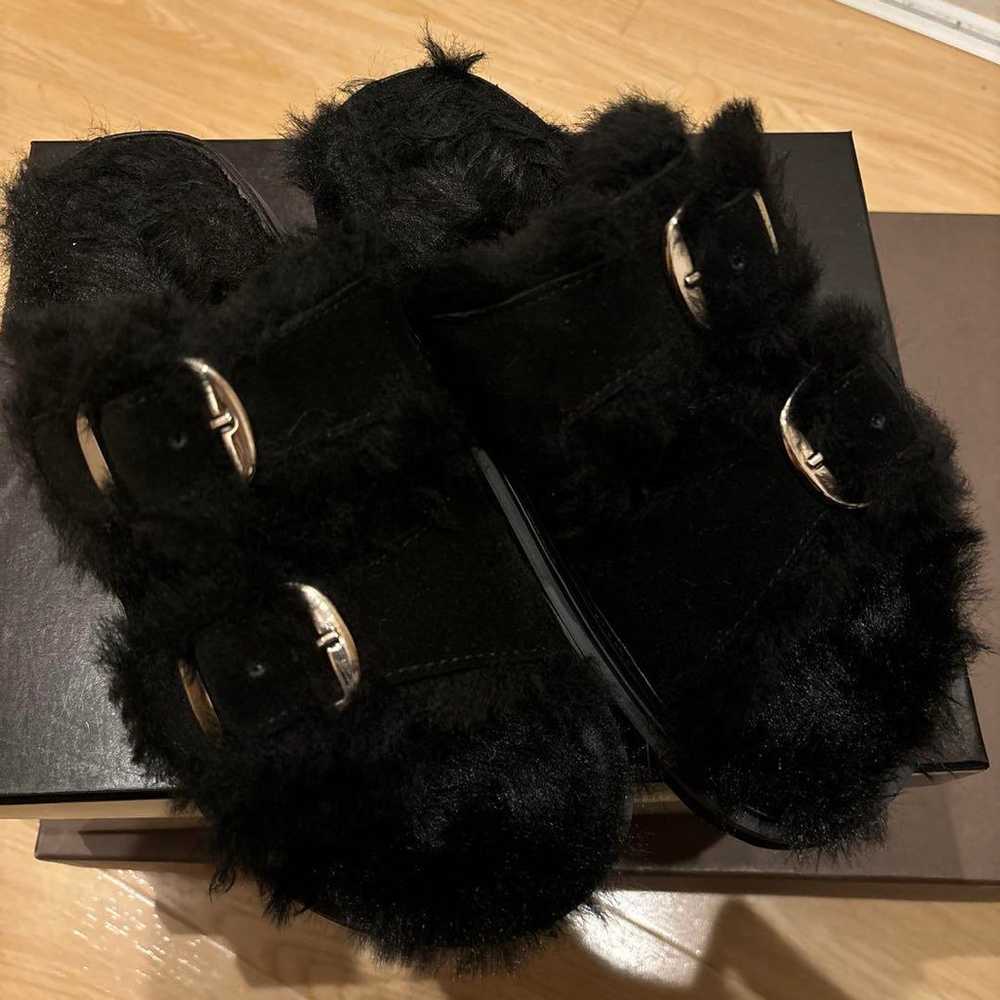 MOHI Fur Sandals - image 4