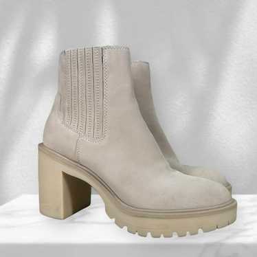 DOLCE VITA Chic Chelsea Boots 9.5 Suede Caster H2… - image 1