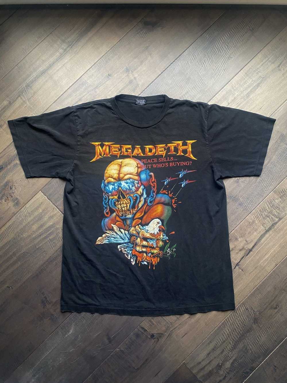 Band Tees × Rare × Vintage 2004 Megadeth Peace Se… - image 1