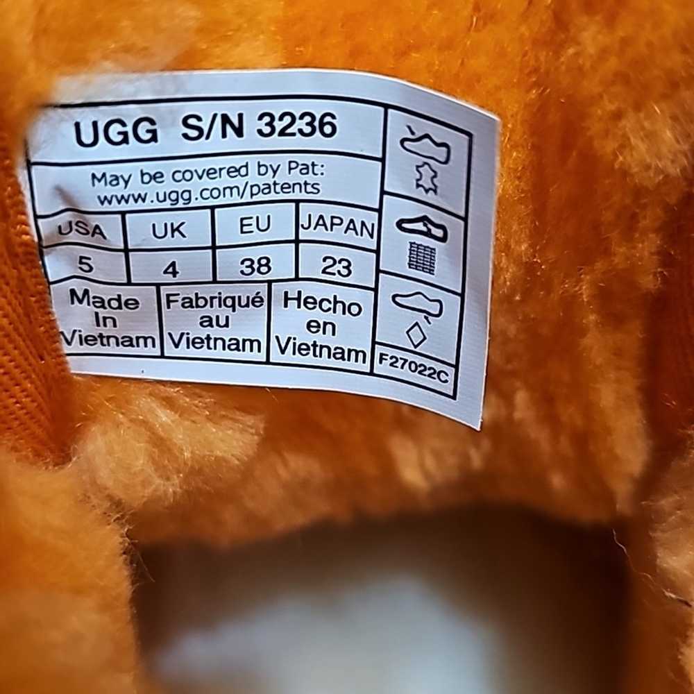 NWOT UGG Boots 5 - image 10