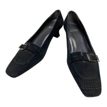 Vintage Stuart Weitzman black kitten heeled shoes… - image 1