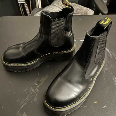 Dr Martens Chelsea Boots