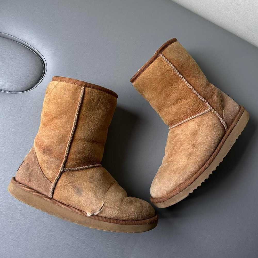 2000s UGG Classics Chestnut Winter Fur Lined Boots - image 3