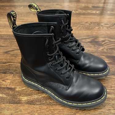 Dr. Martens Doc 1460 Combat Boots Womens Size 8 Bl