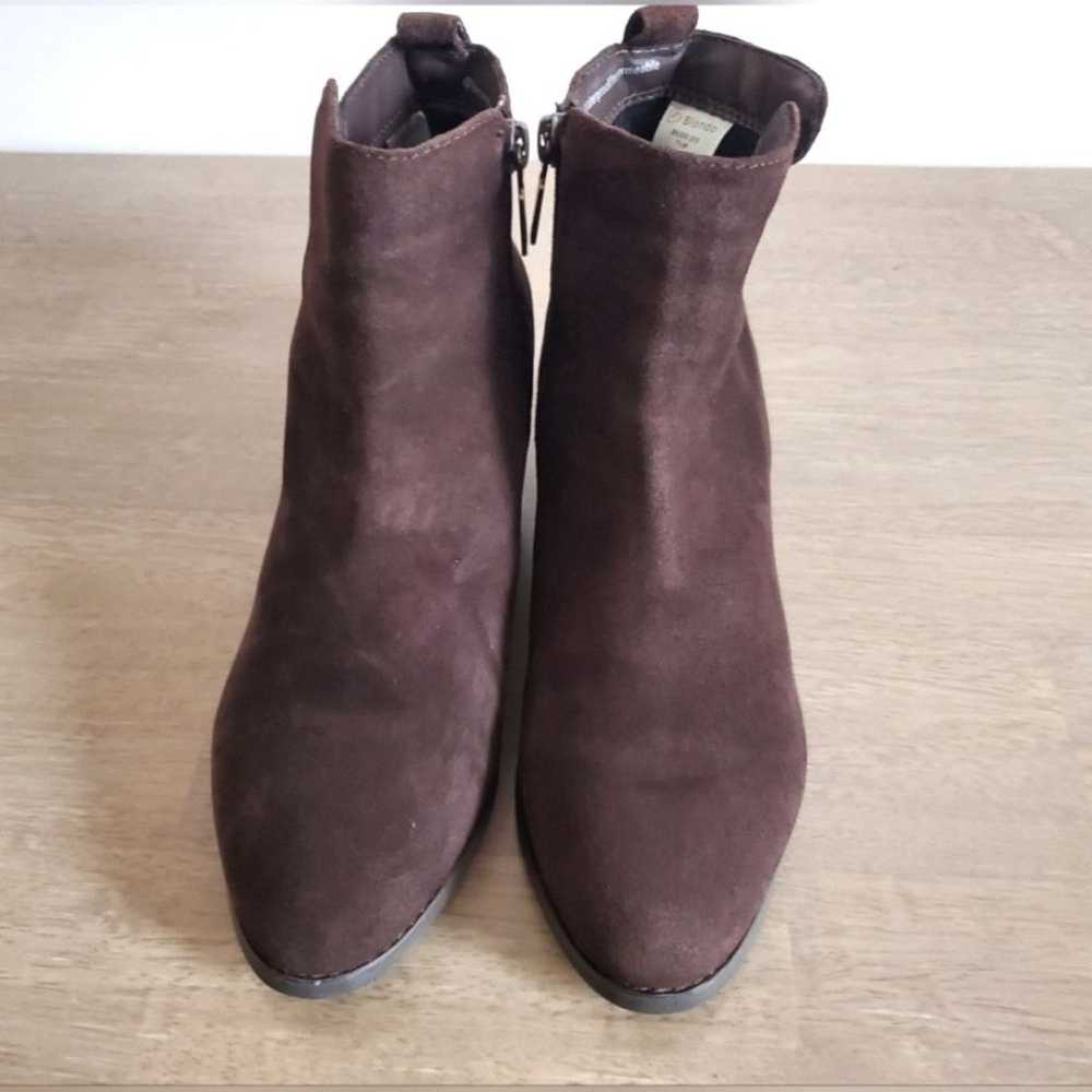 Blondo Brown Waterproof Ankle Boots Size 7.5M - image 3