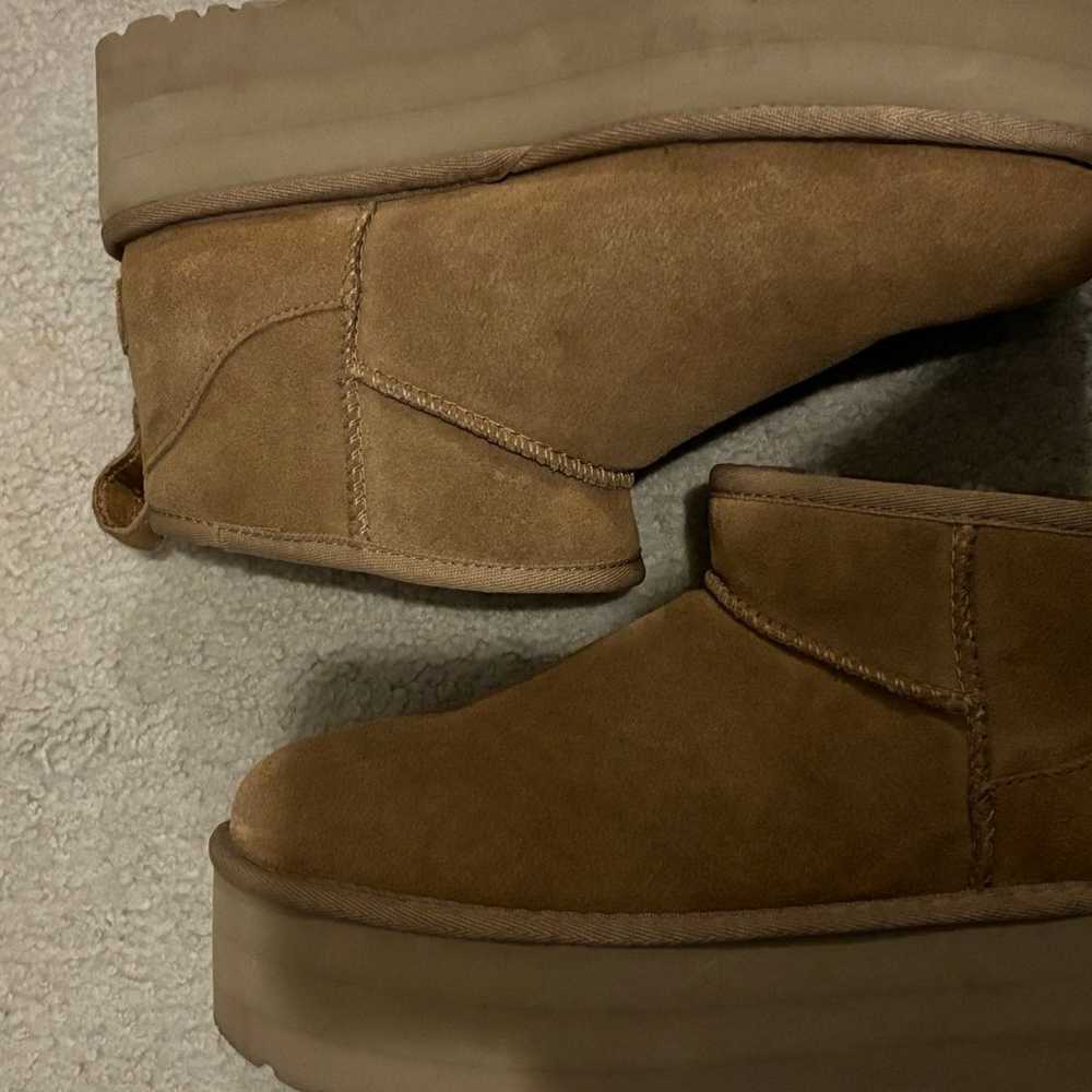 Women’s Ugg - image 1