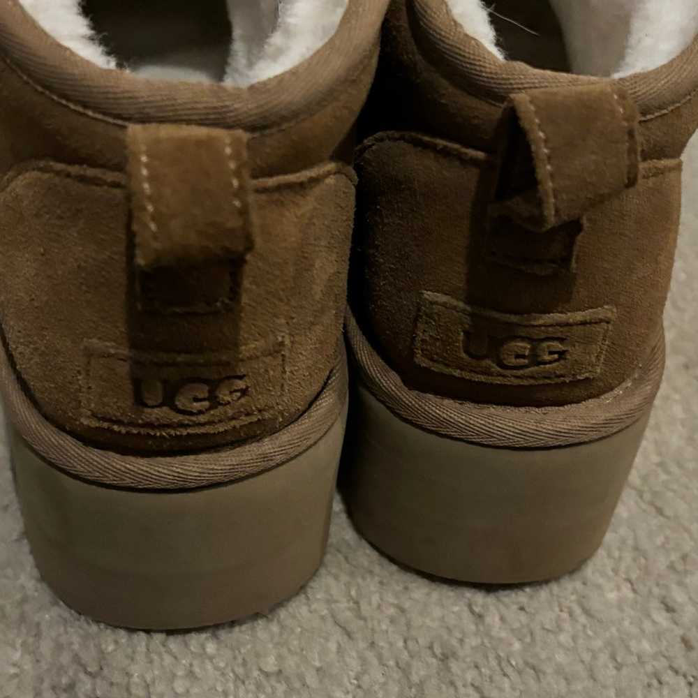 Women’s Ugg - image 5