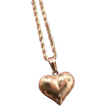 Fabulous 14K Yellow Gold Heart Shape Pendant & Cha