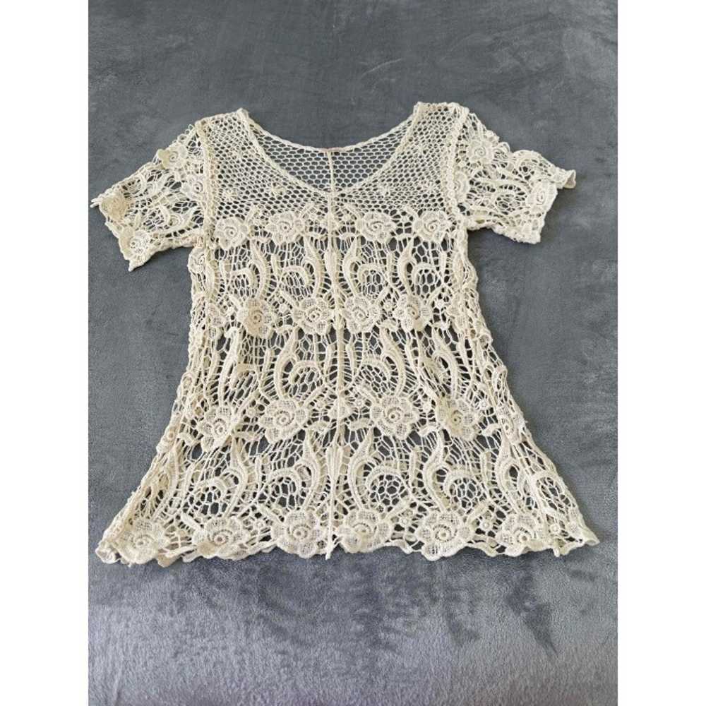 Cream Lace Floral Pattern Short Sleeved Womens To… - image 1