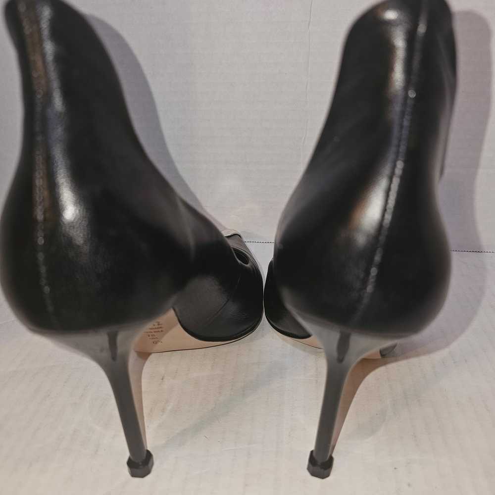 Schutz Amal Silver Captoe Black Leather Pumps Sz 7 - image 5