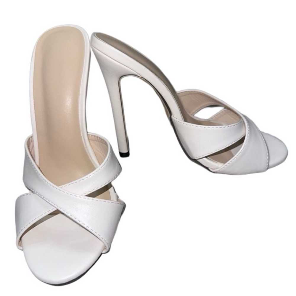 New White stilettos size 6 - image 3