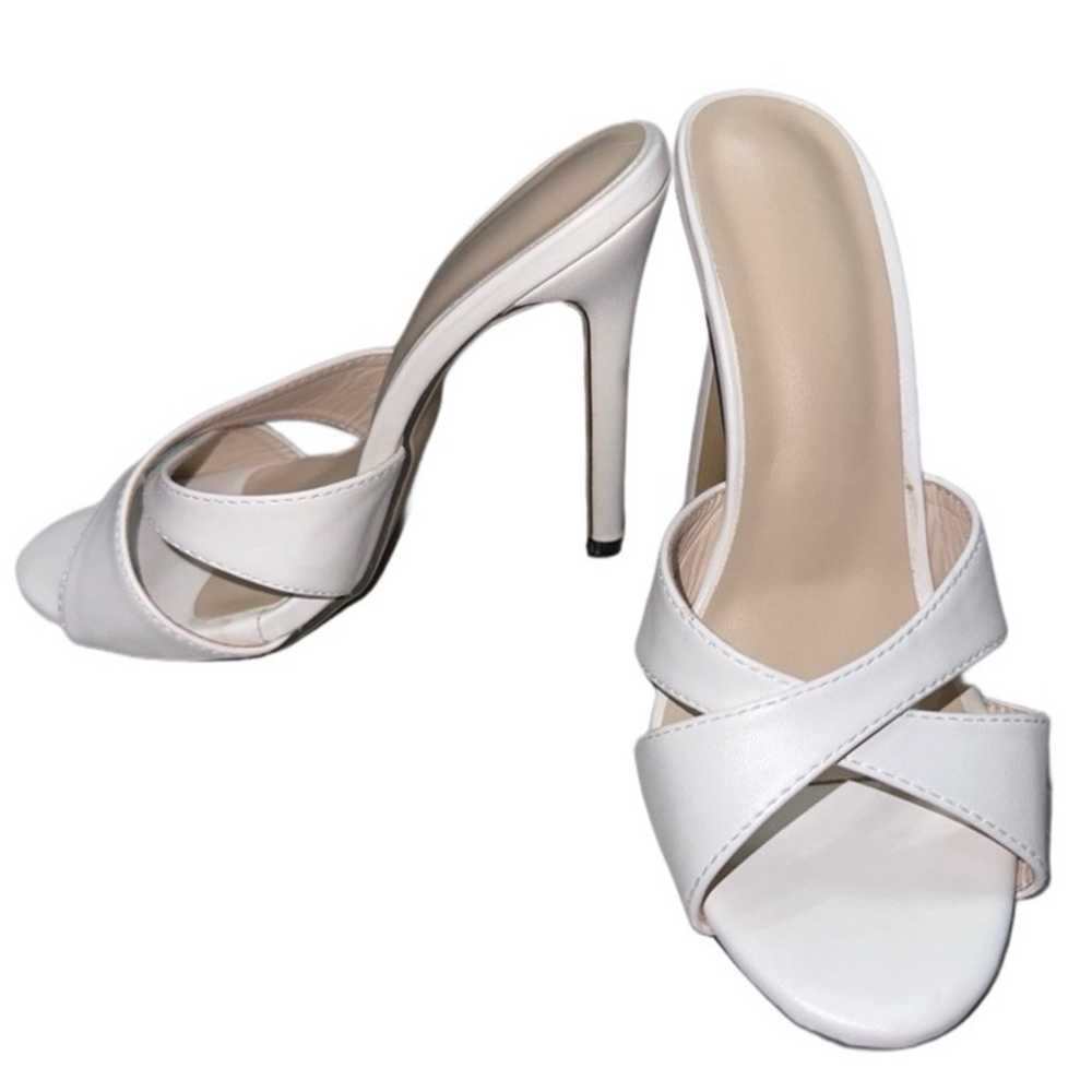 New White stilettos size 6 - image 4