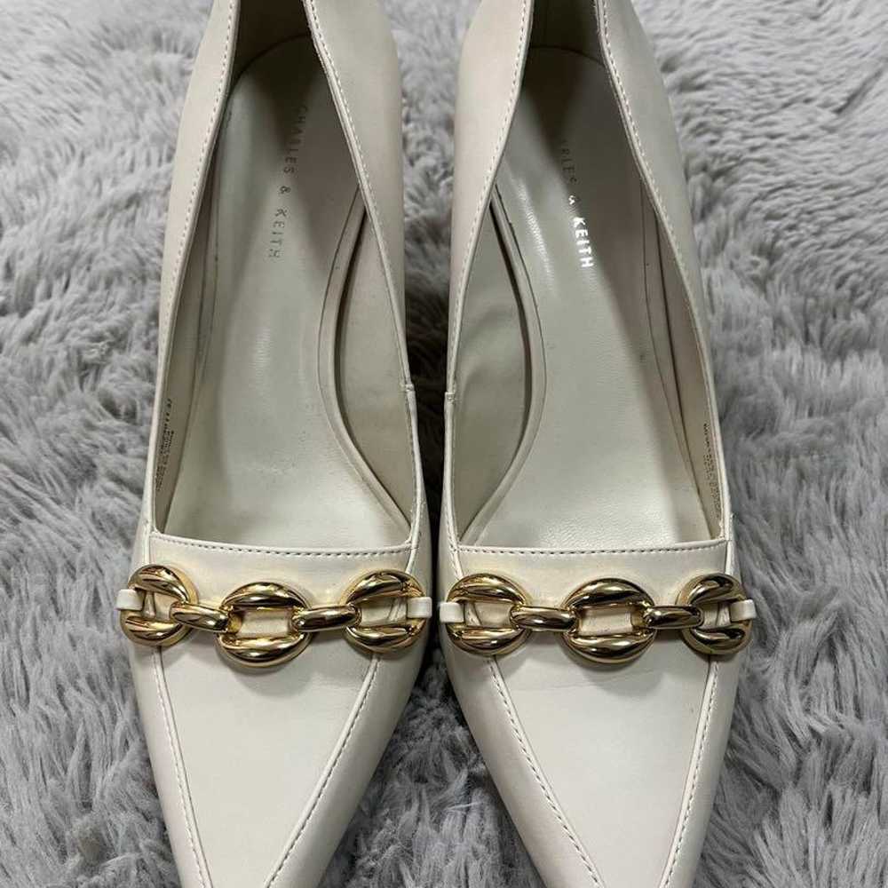 CHARLES & KEITH Pumps - image 3