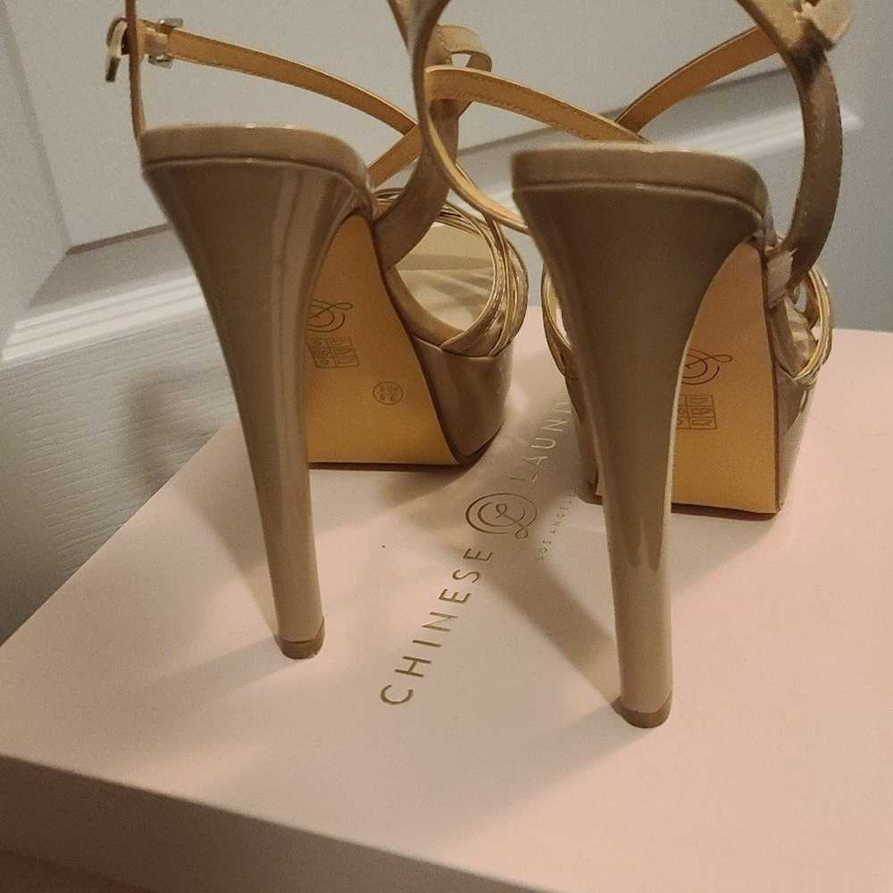 Nude Platform Heels Size 9.5 - image 5