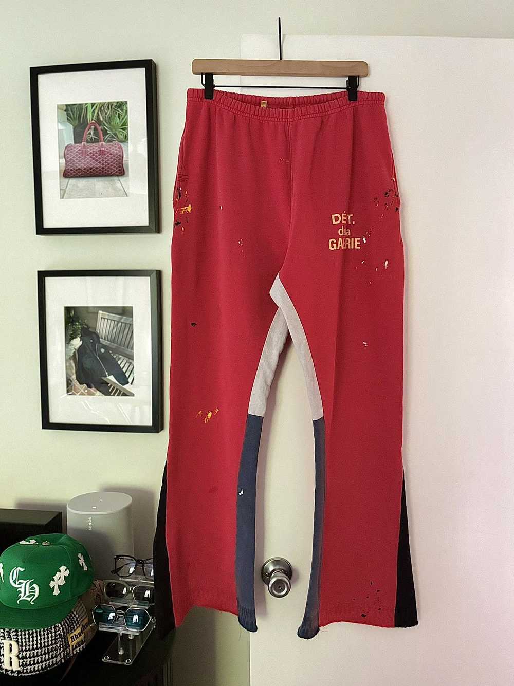 Gallery Dept. SUPER RARE - RED PAINT FLARE SWEATS - image 1