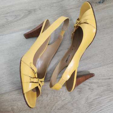 Stuart Weitzman slingback shoes Sz 9 leather yell… - image 1