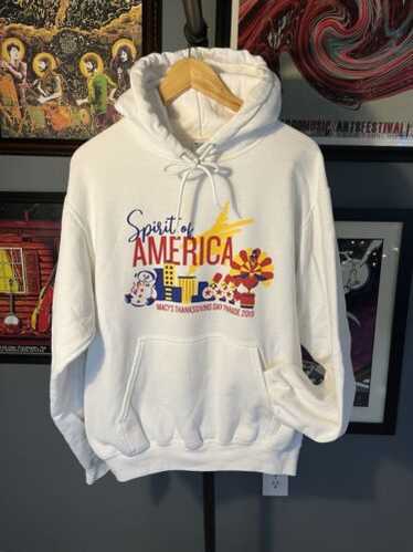 MACY'S THANKSGIVING DAY PARADE beat-up hooded sweatsh… - Gem