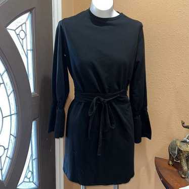 Zara trafaluc black long sleeve dress