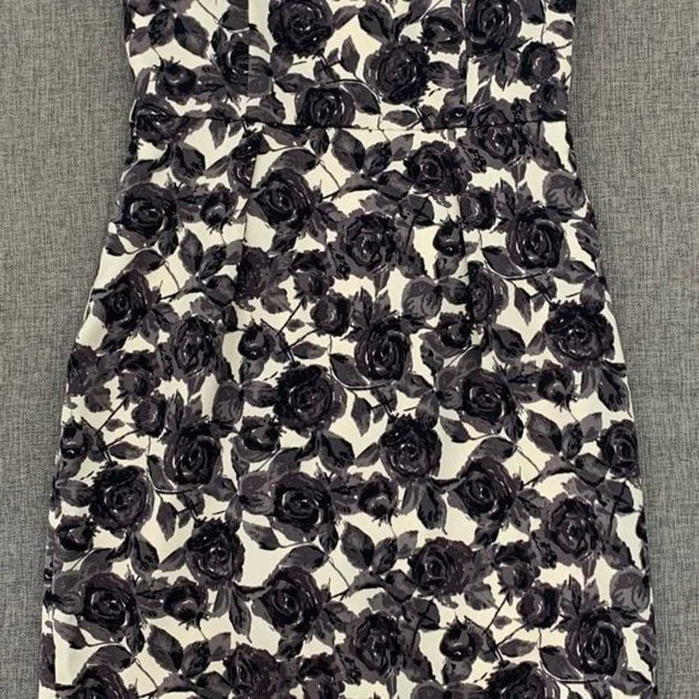 The Executive Floral Sheath Dress Sleeveless Line… - image 3