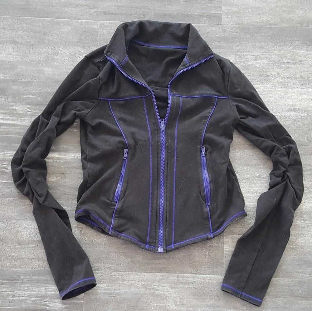 Designer Black Violet VS Yoga Fitted Athletic Zip… - image 1